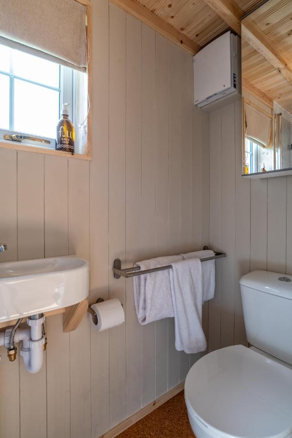 Enchanting Tiny House With Wood Burner And Hot Tub In Cairngorms Ballater Luaran gambar